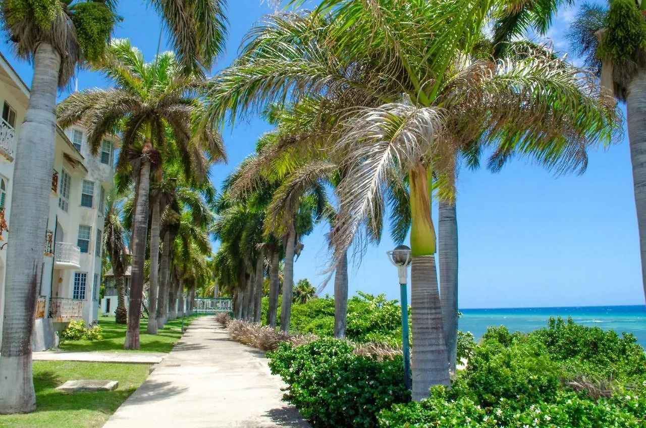 Marriott Seacastles Penthouse II Apartment Montego Bay